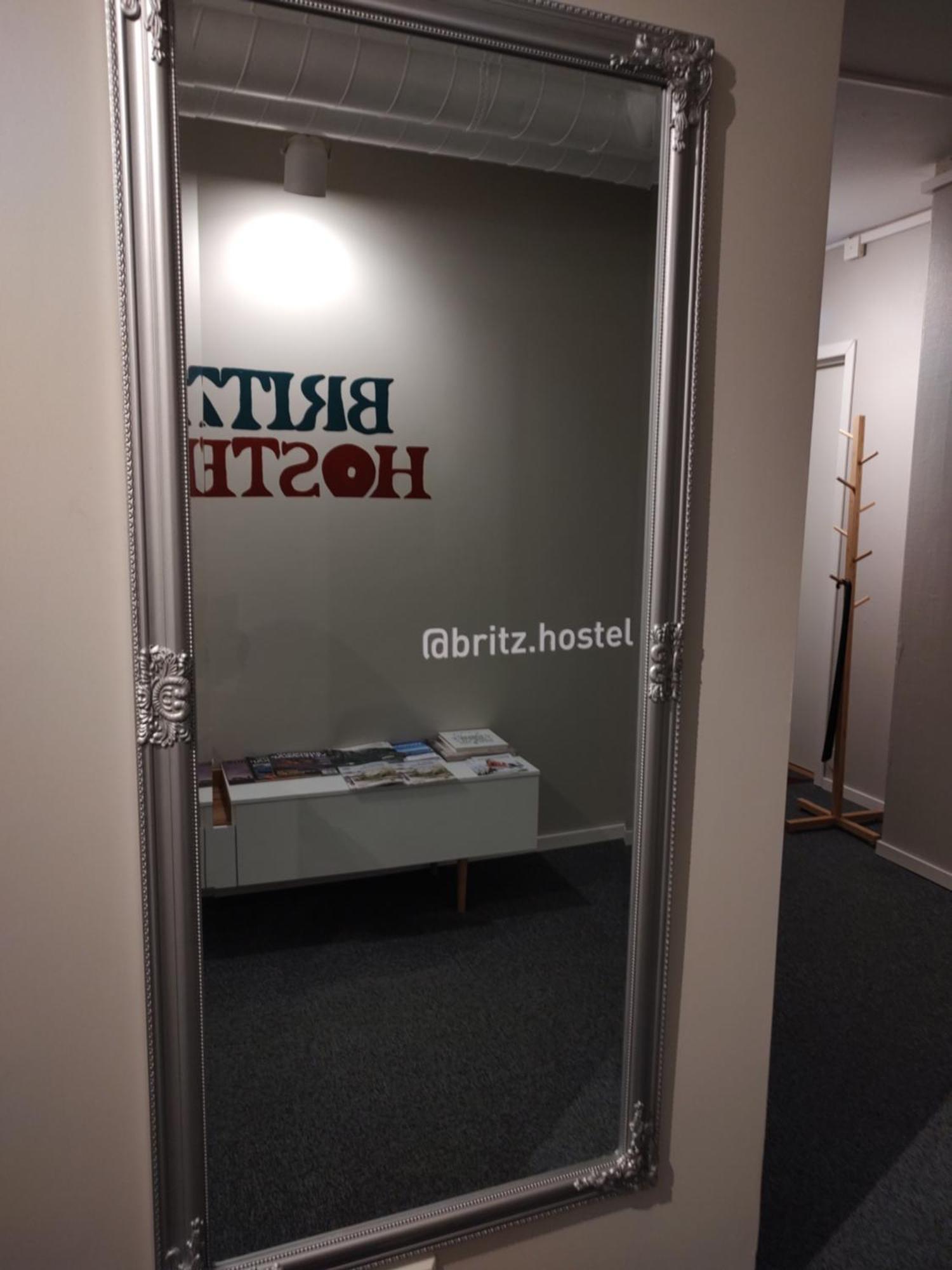 Britz Hostel Kristinehamn Bagian luar foto