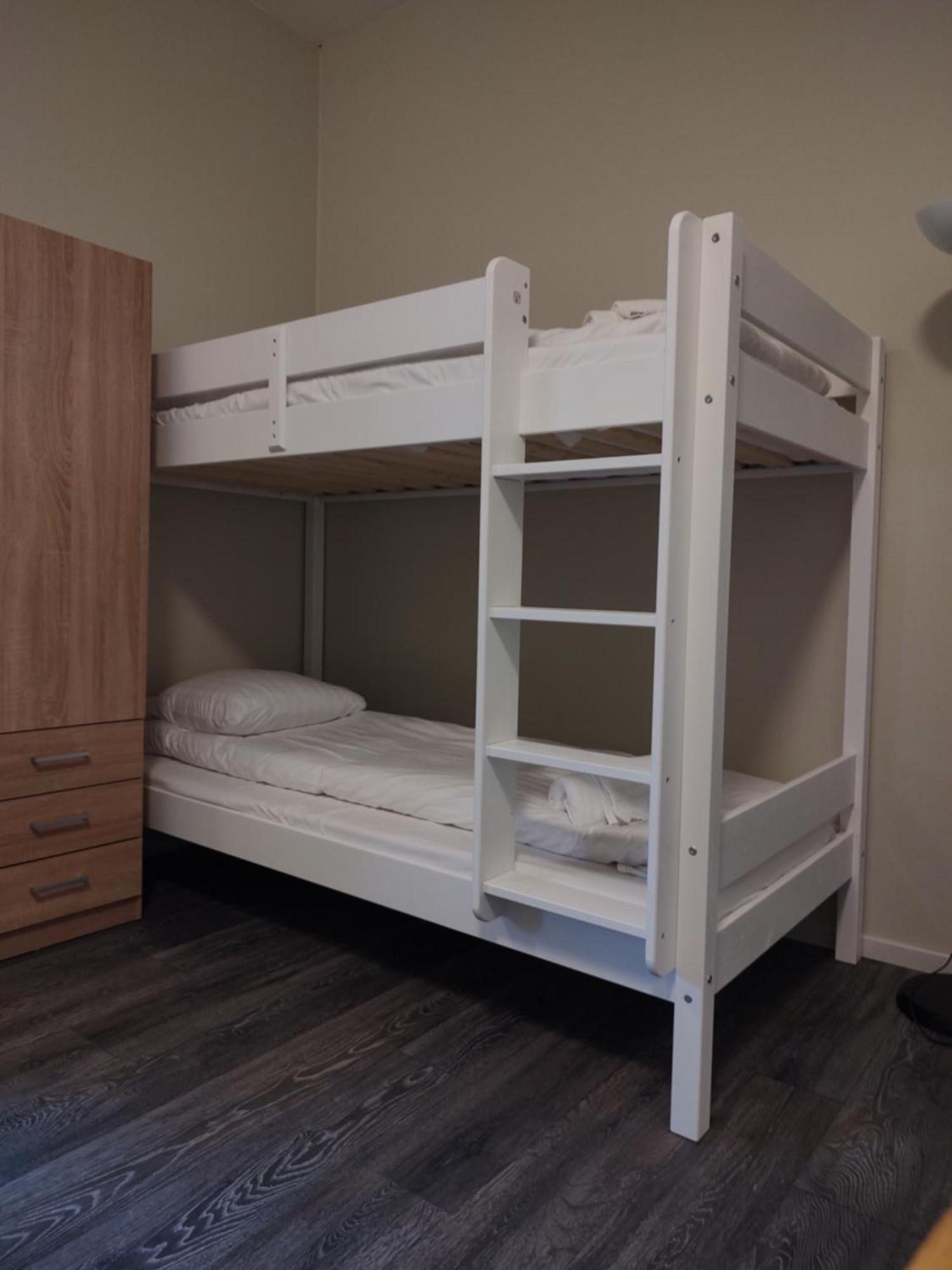 Britz Hostel Kristinehamn Bagian luar foto